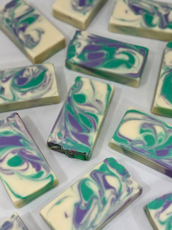 Patchouli Soap Bar With Snapdragon - Image 4