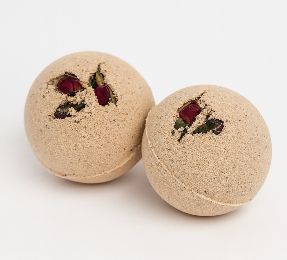 velvet bloom bath bomb